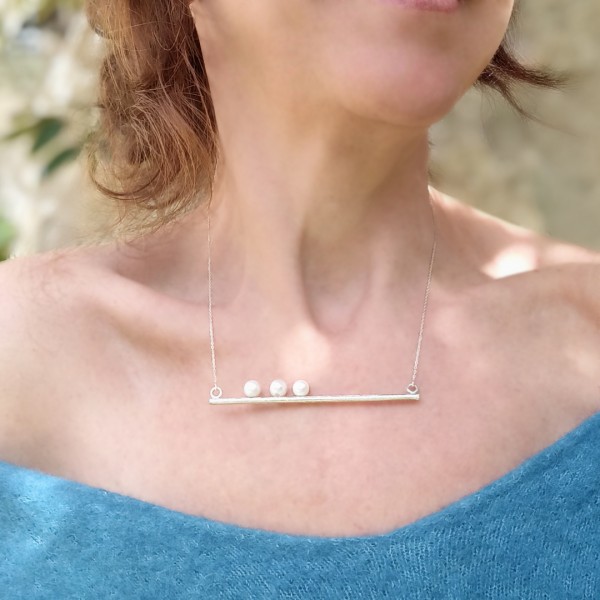 Collar Alba Here